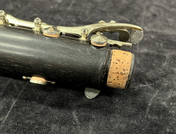 Photo Excellent Condition Buffet Paris Pre-R13 Bb Clarinet at a Great Price! - Serial # 44399